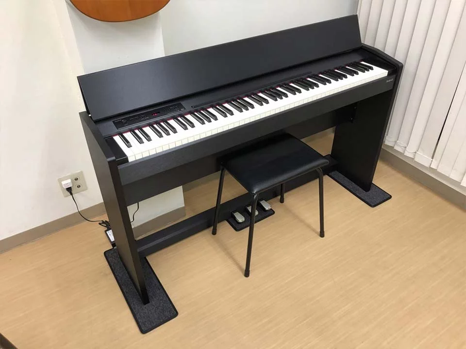 ROLAND F-120 B – Toàn cảnh thiết kế tại Elite Piano