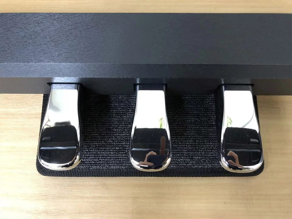 Review ROLAND F-120 B – Hình ảnh thực tế tại showroom Elite Piano
