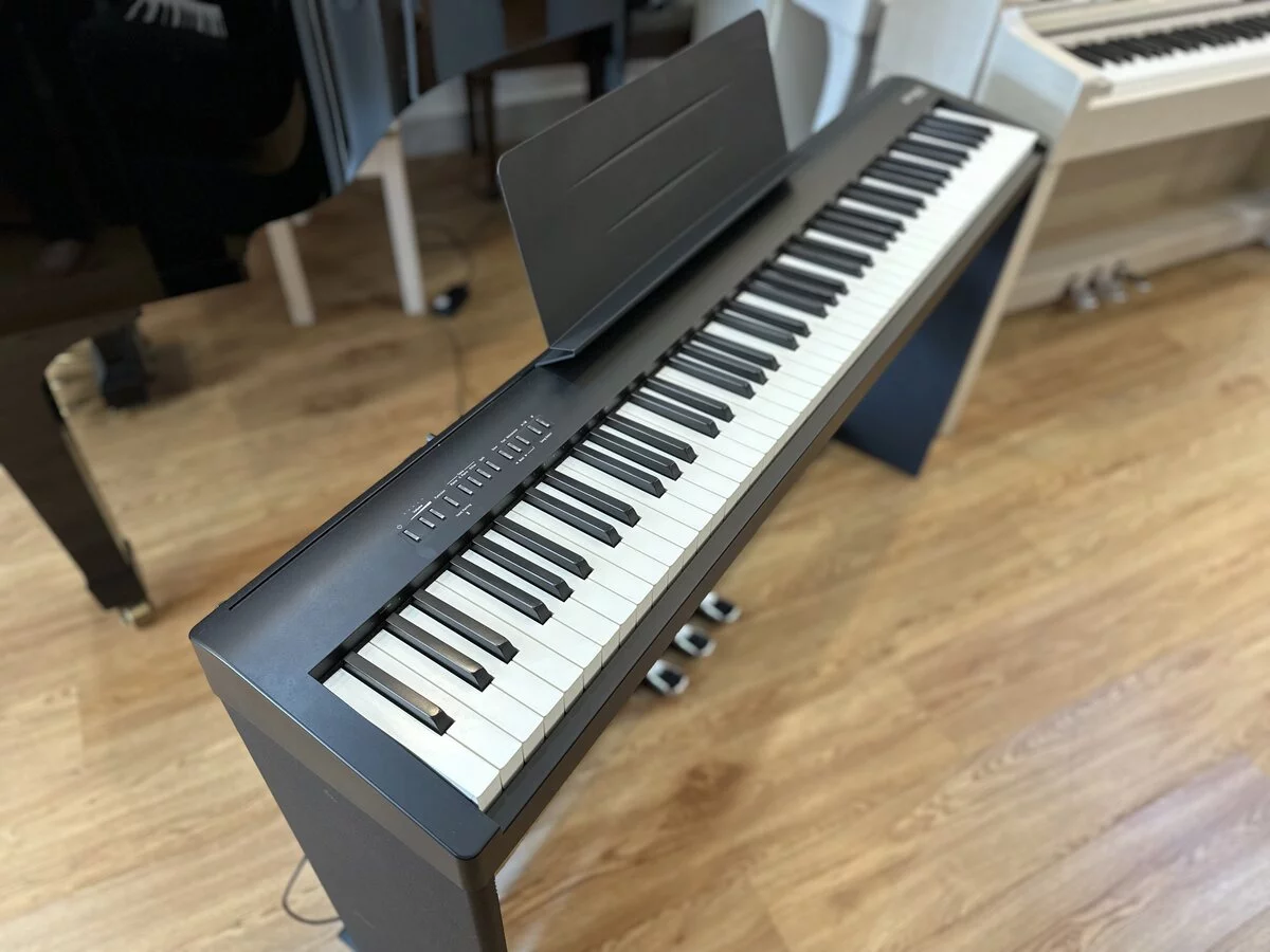 ROLAND FP-30X BK