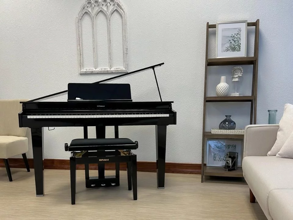 ROLAND GP-3 PE (Used) – Toàn cảnh thiết kế tại Elite Piano