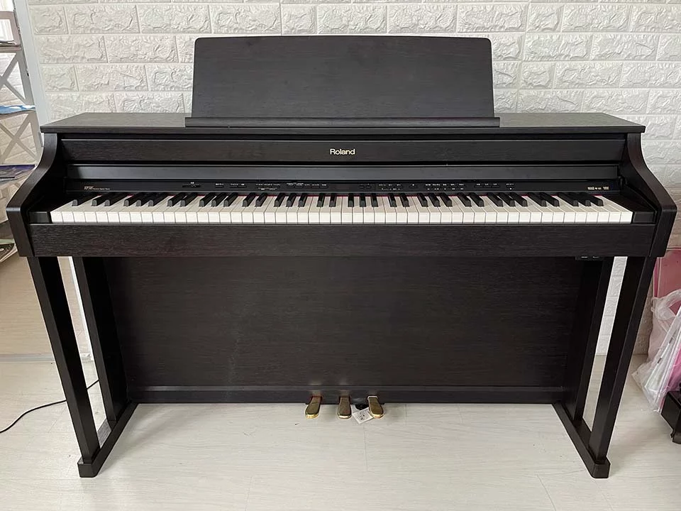 ROLAND HP-505 RW - Đàn Piano Roland tại Elite Piano