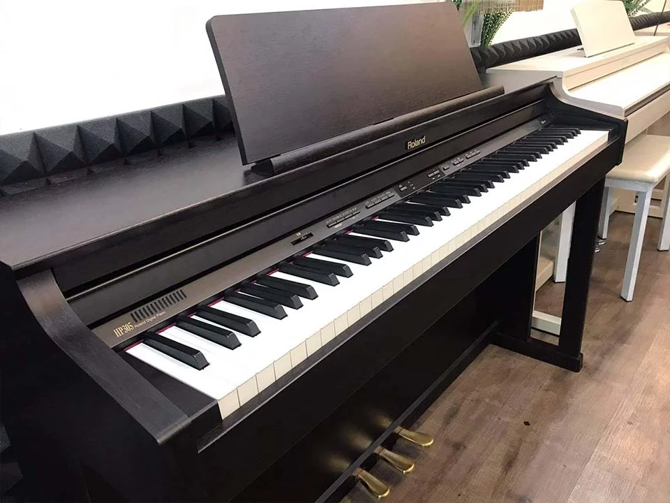 Đàn piano Roland ROLAND HP-305 RW – Chi tiết bàn phím