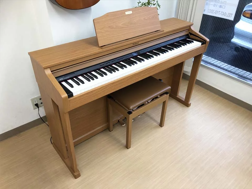 ROLAND HP-504 LW - Đàn Piano Roland tại Elite Piano