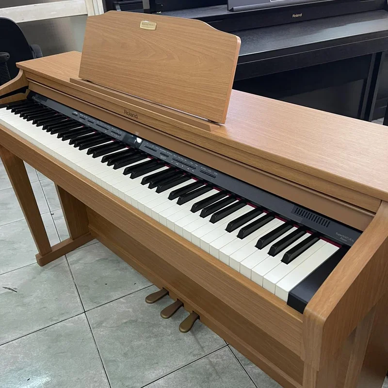 ROLAND HP-504 RW