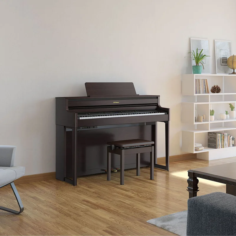 Review ROLAND HP-702 DR – Hình ảnh thực tế tại showroom Elite Piano
