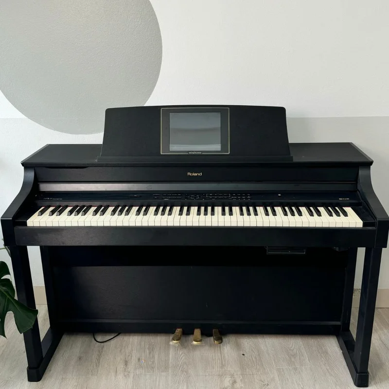 ROLAND HPi-7F