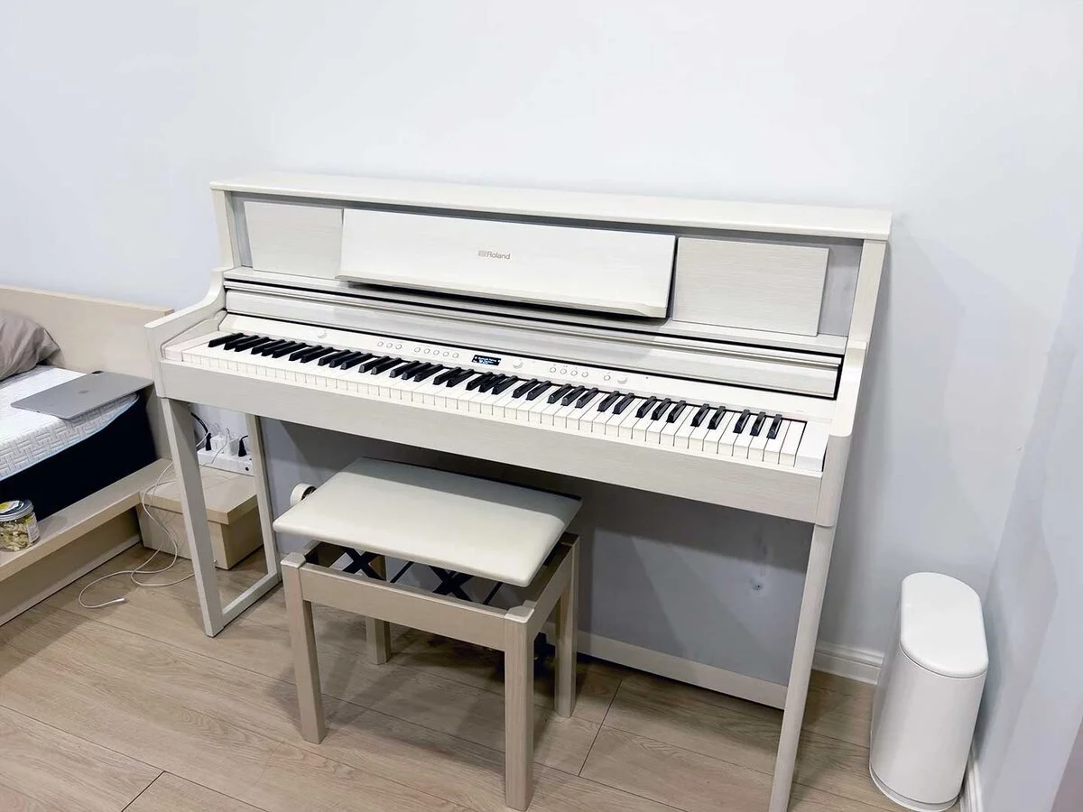 ROLAND LX-705 GP SR