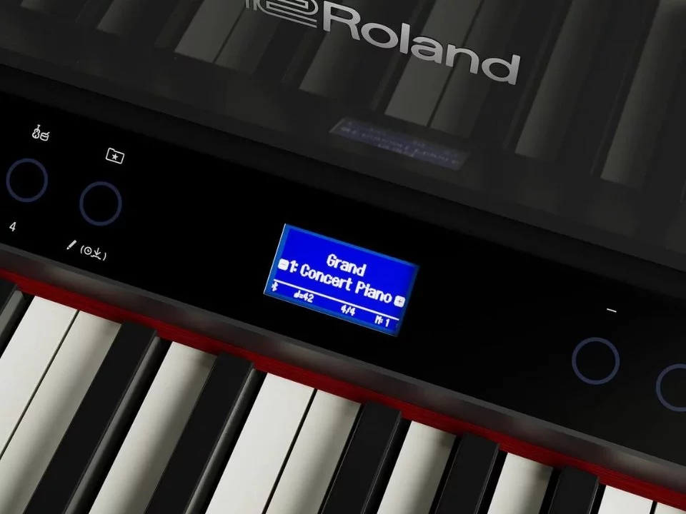 ROLAND LX-9 PE tại Elite Piano TP.HCM – Không gian trưng bày