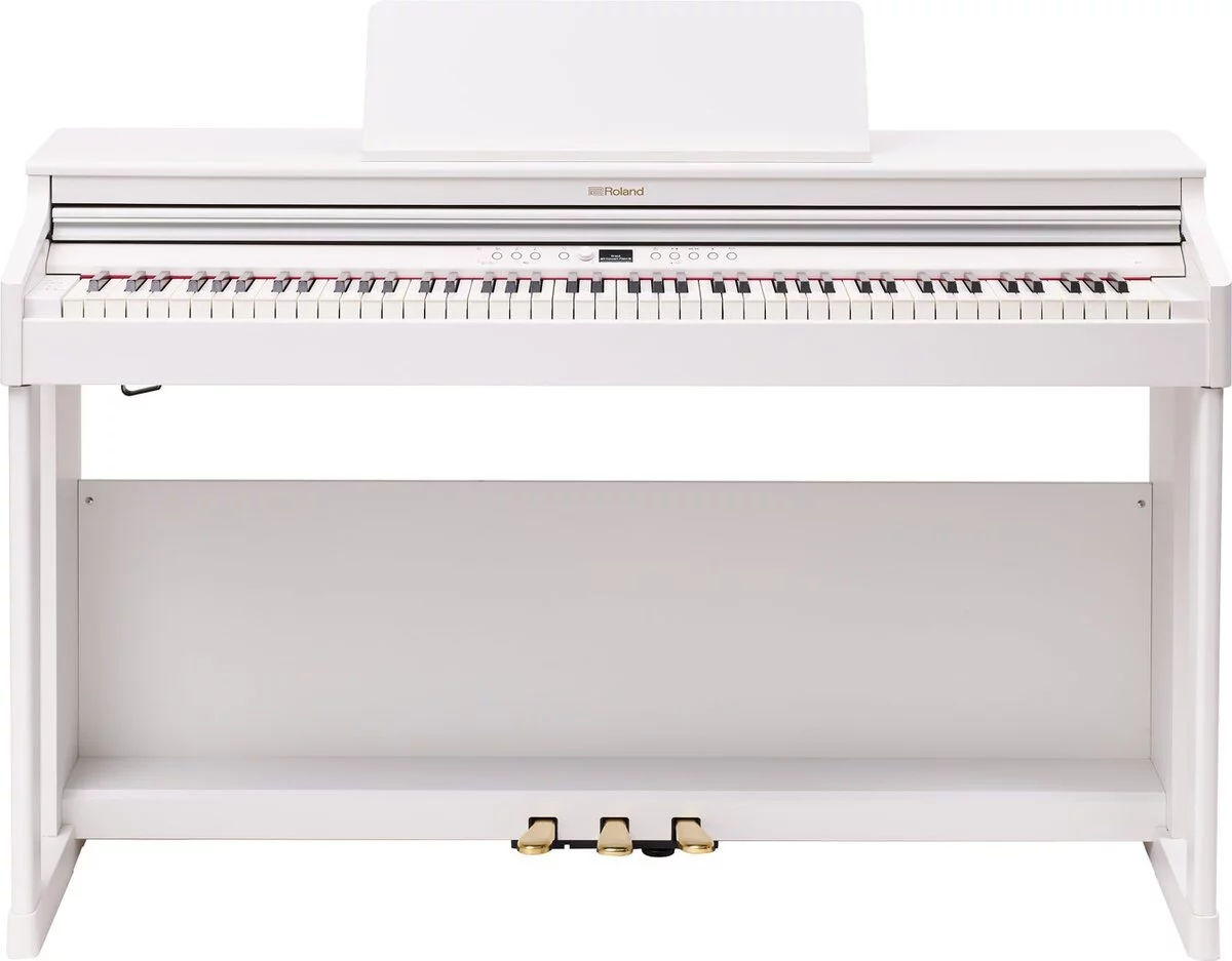 ROLAND RP-701 DR tại Elite Piano TP.HCM – Không gian trưng bày