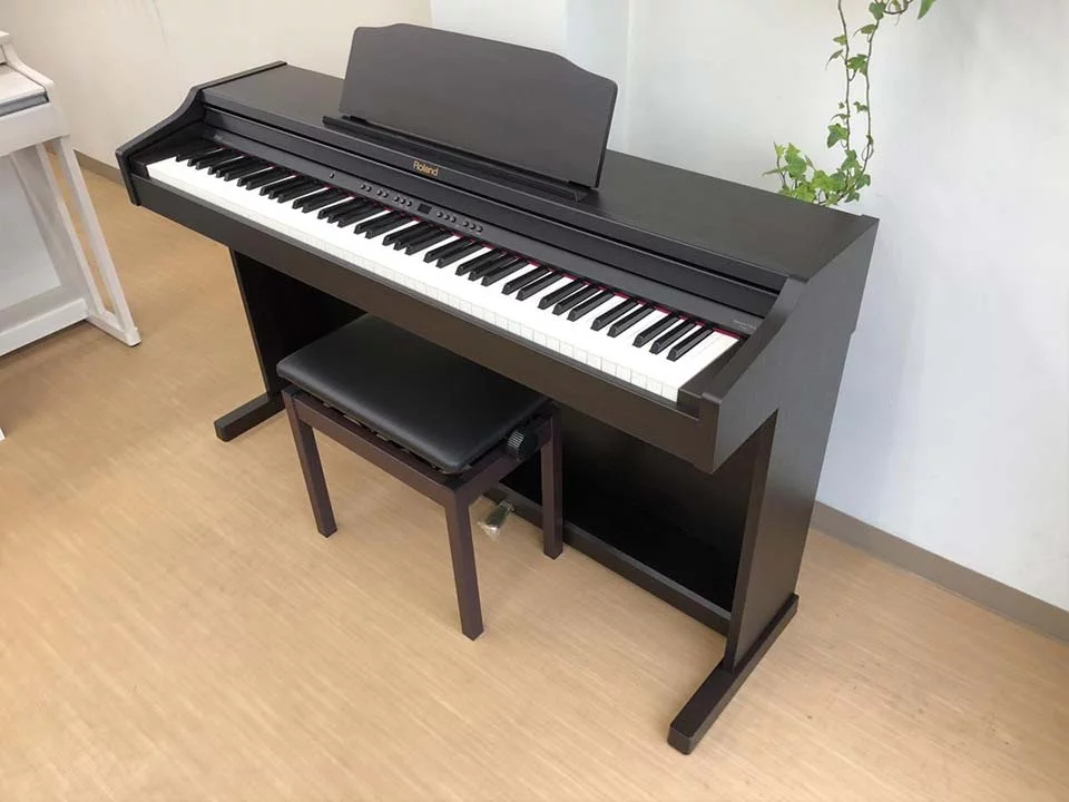 ROLAND RP-401 RW - Đàn Piano Roland tại Elite Piano