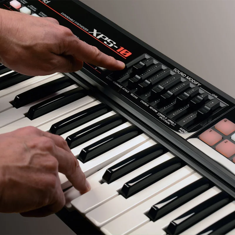 Review Roland XPS-10X – Hình ảnh thực tế tại showroom Elite Piano