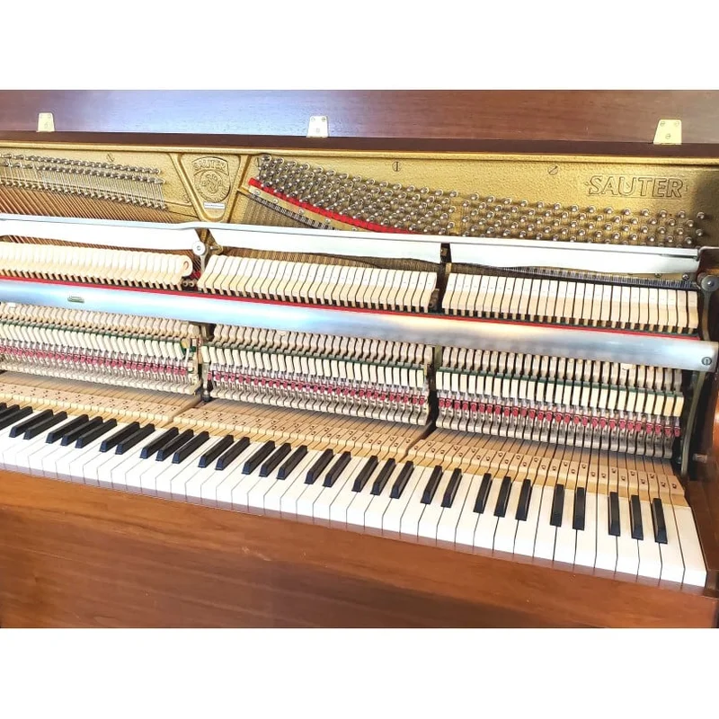 Đàn piano Sauter Sauter School Studio 122 (Beech Bright Satin) – Chi tiết bàn phím