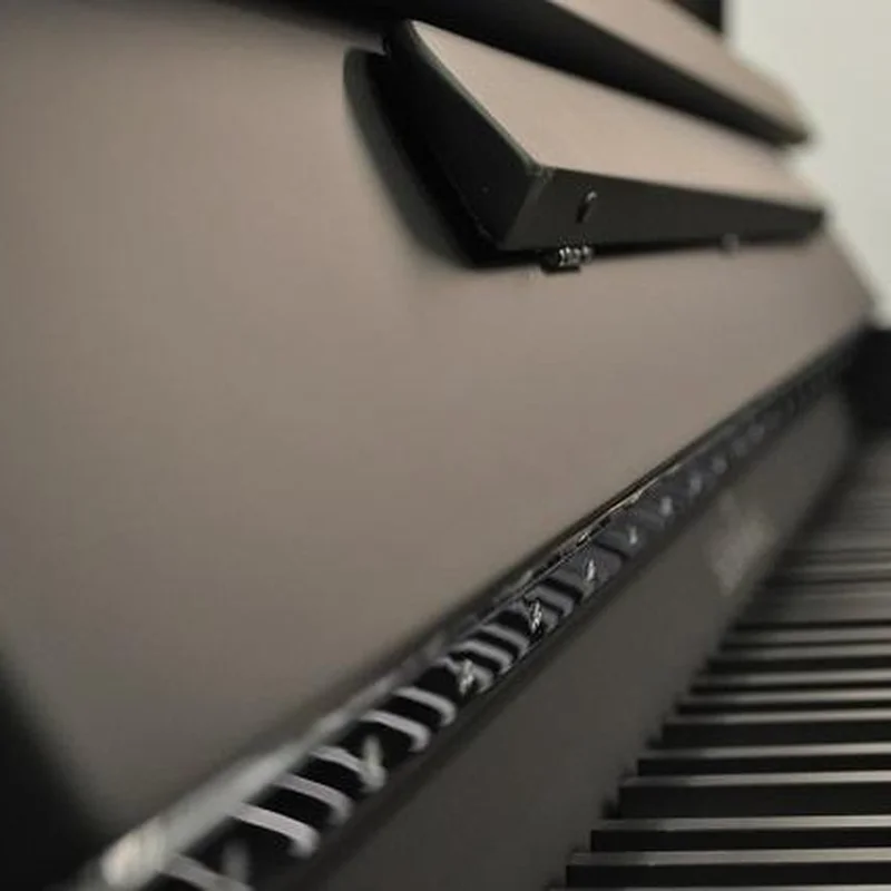 Schimmel Classic C121 Elegence Manhattan supper matt – Toàn cảnh thiết kế tại Elite Piano