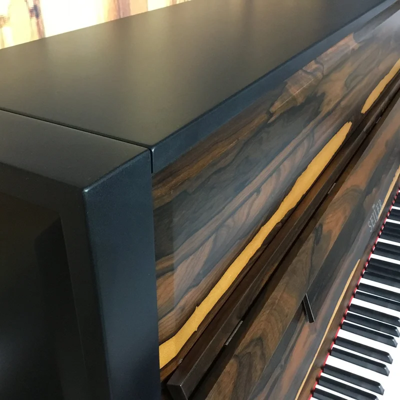 Review SE-126 ATTRACTION ZIRICOTE WOOD & POLISH EBONY – Hình ảnh thực tế tại showroom Elite Piano