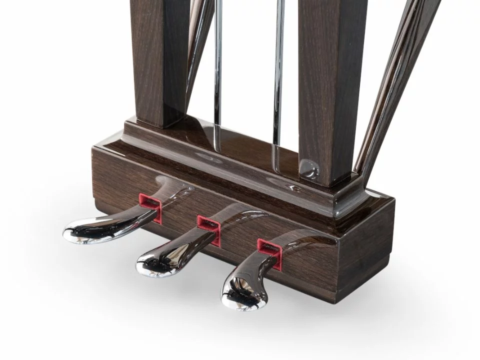 Oak Fumé Silver tại Elite Piano TP.HCM – Không gian trưng bày