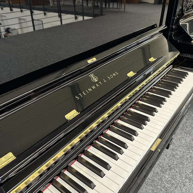 Đàn piano Steinway & Sons STEINWAY K-132 C2010 – Chi tiết bàn phím