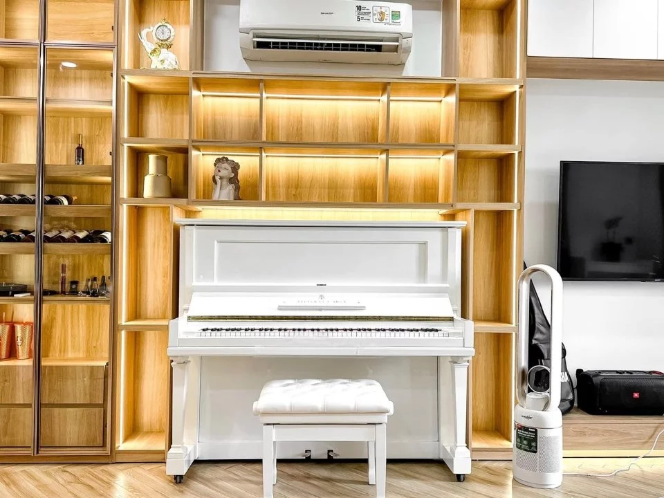 STEINWAY K-132 WH – Toàn cảnh thiết kế tại Elite Piano