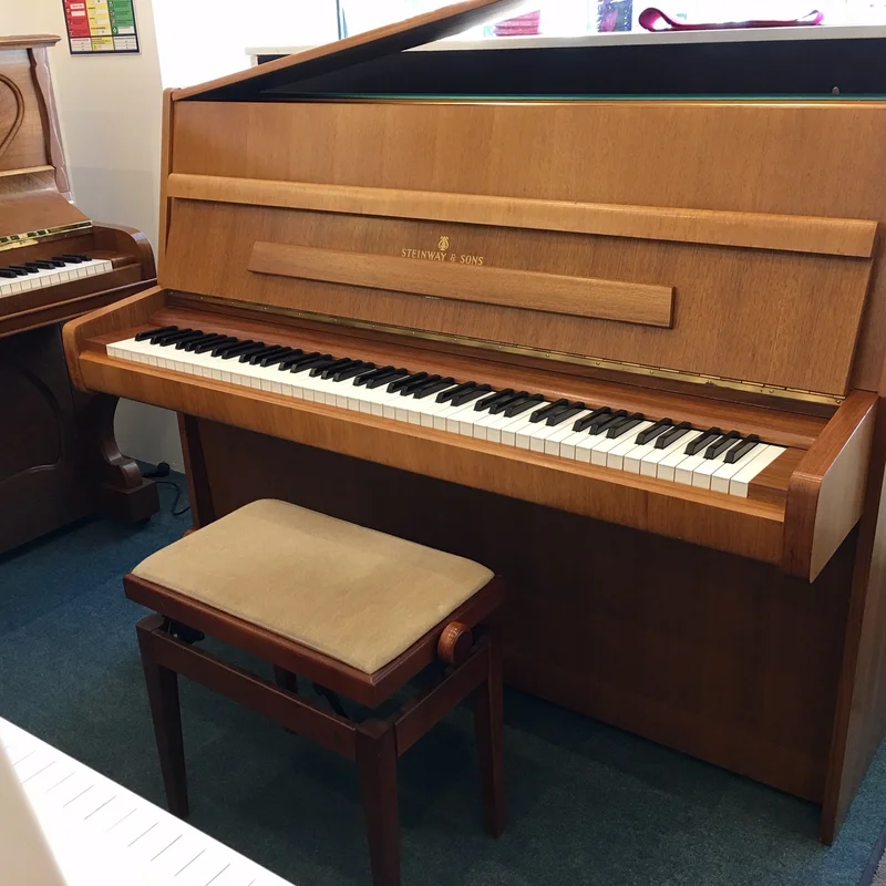 Review STEINWAY Z114 (Klavier) – Hình ảnh thực tế tại showroom Elite Piano