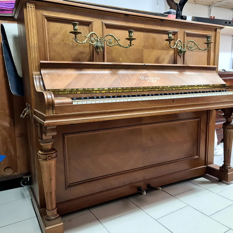 Review Louis Xvi – Hình ảnh thực tế tại showroom Elite Piano