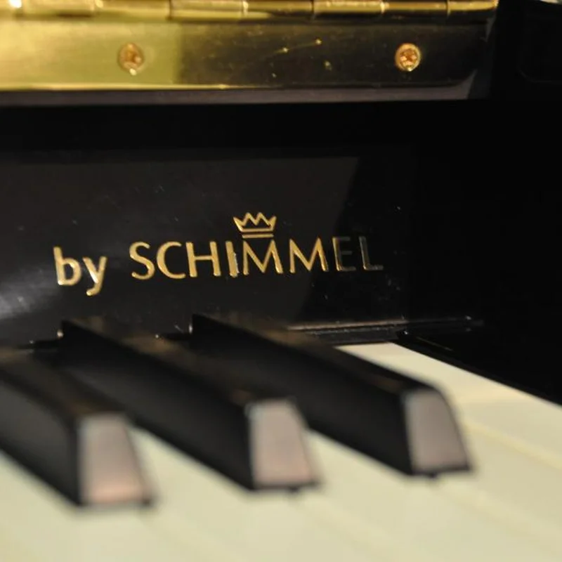 Review Wilhelm Schimmel W118 Tradition (Mahogany High Gloss) – Hình ảnh thực tế tại showroom Elite Piano