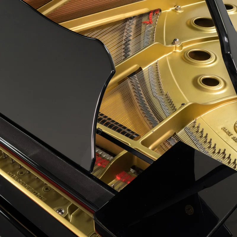 YAMAHA C3 MH