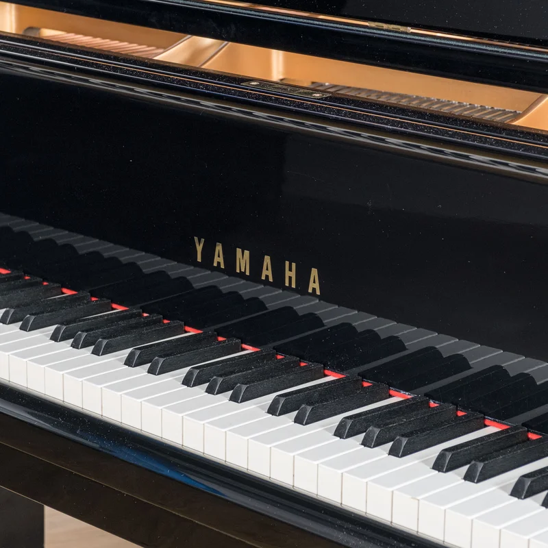 YAMAHA C6 PWH (USED) – Toàn cảnh thiết kế tại Elite Piano