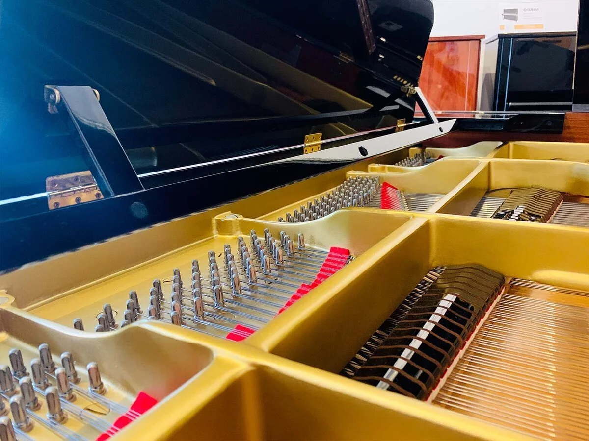 YAMAHA C7A
