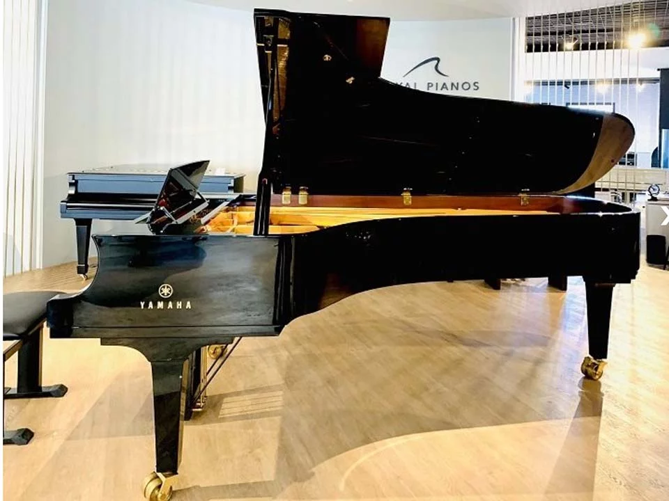 YAMAHA CFX (2010) – Toàn cảnh thiết kế tại Elite Piano