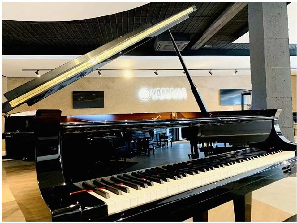 Yamaha CFX (2010) tại Elite Piano