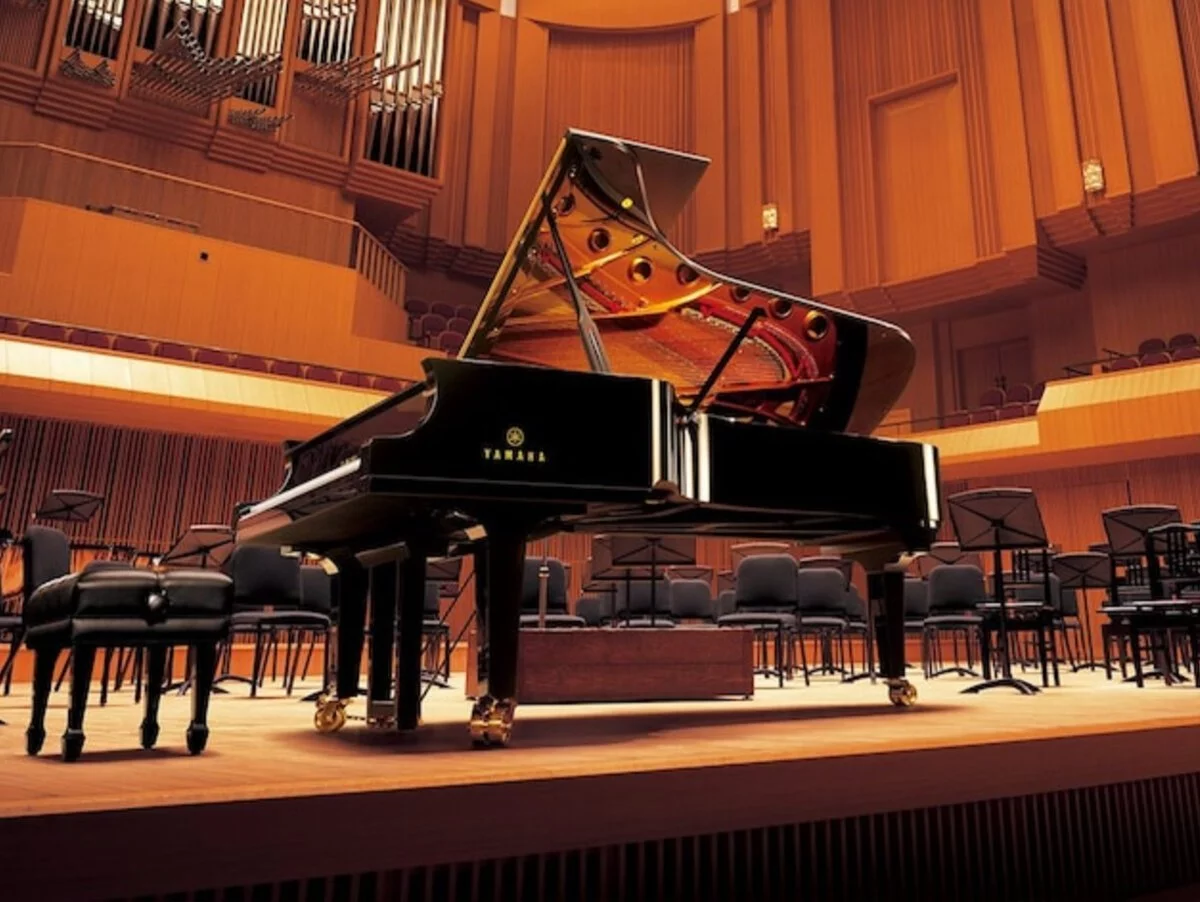 YAMAHA CFX (2010) - Đàn Piano Yamaha tại Elite Piano