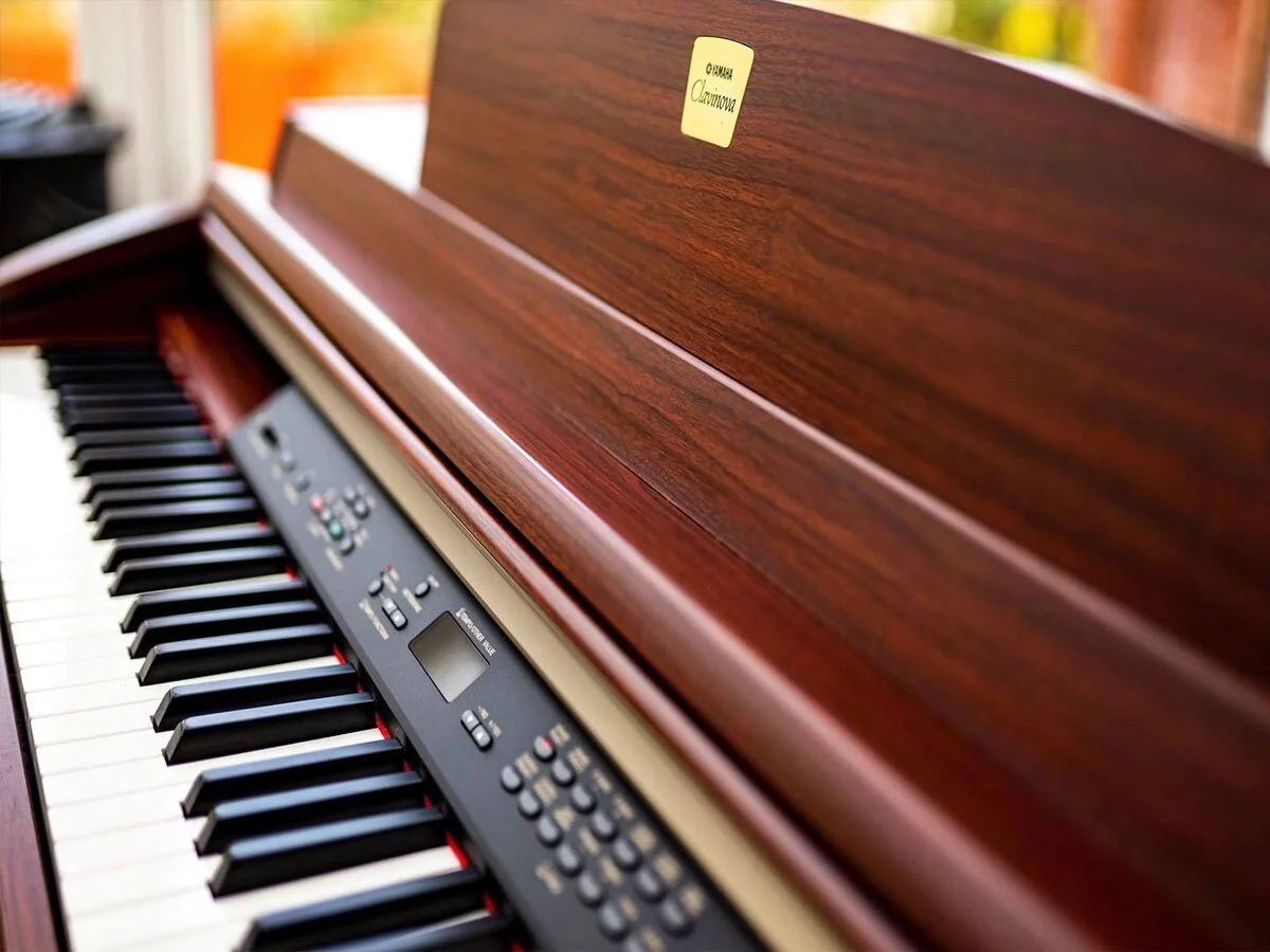 YAMAHA CLP-230 M – Toàn cảnh thiết kế tại Elite Piano