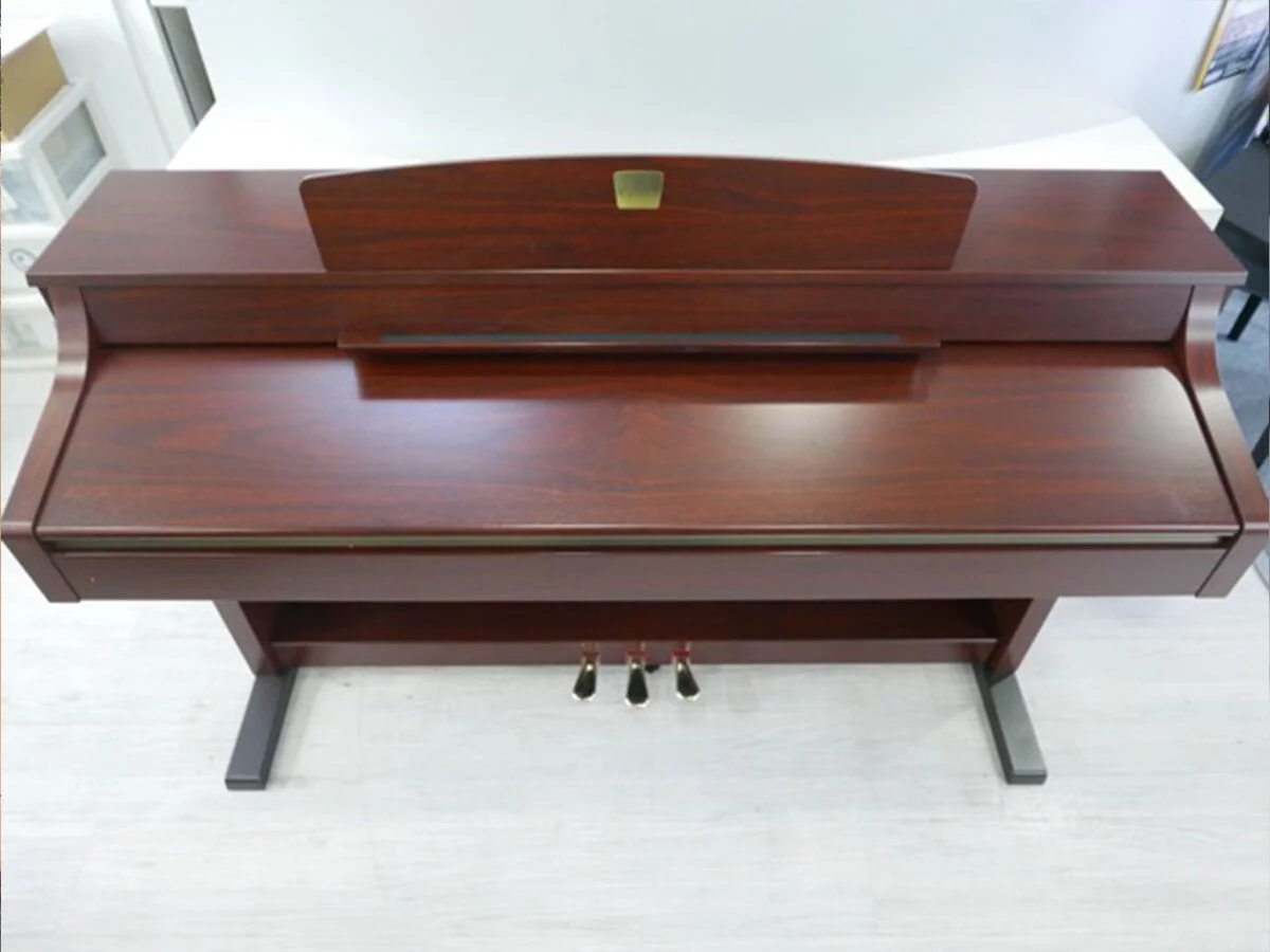 YAMAHA CLP-330 M – Toàn cảnh thiết kế tại Elite Piano