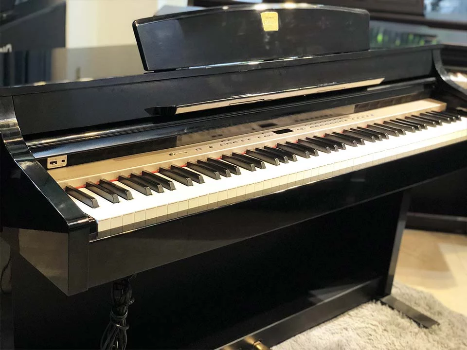 YAMAHA CLP-340 PE – Toàn cảnh thiết kế tại Elite Piano