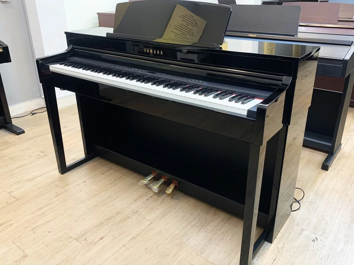 YAMAHA CLP-440 PE - Đàn Piano Yamaha tại Elite Piano