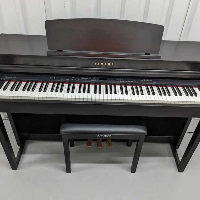 YAMAHA CLP-470 R