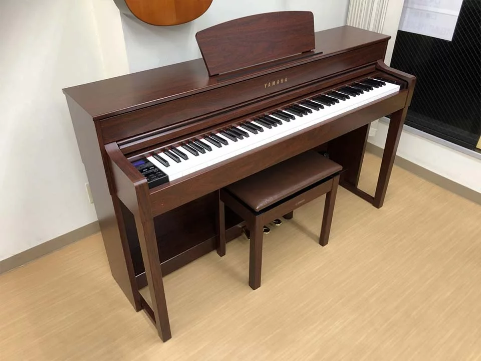 YAMAHA CLP-545 M - Đàn Piano Yamaha tại Elite Piano