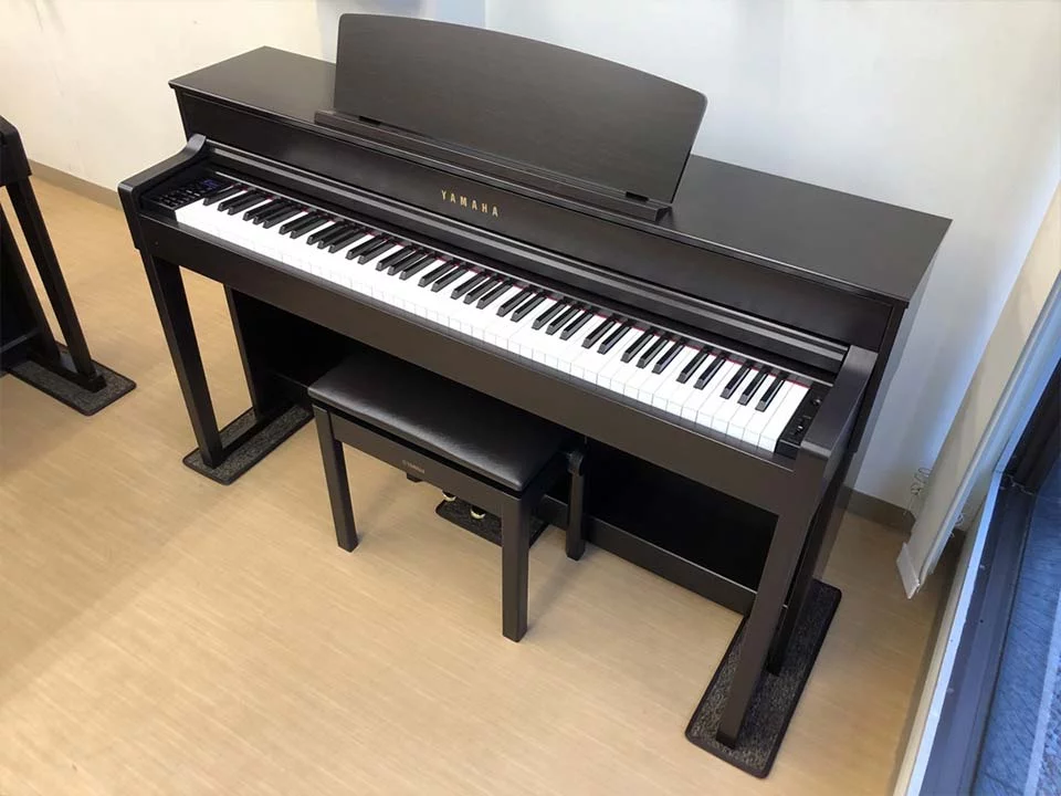 Đàn piano Yamaha YAMAHA CLP-575 R – Chi tiết bàn phím