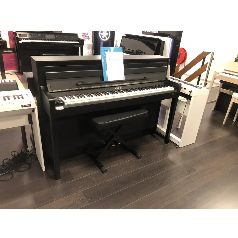 YAMAHA CLP-585 B – Toàn cảnh thiết kế tại Elite Piano