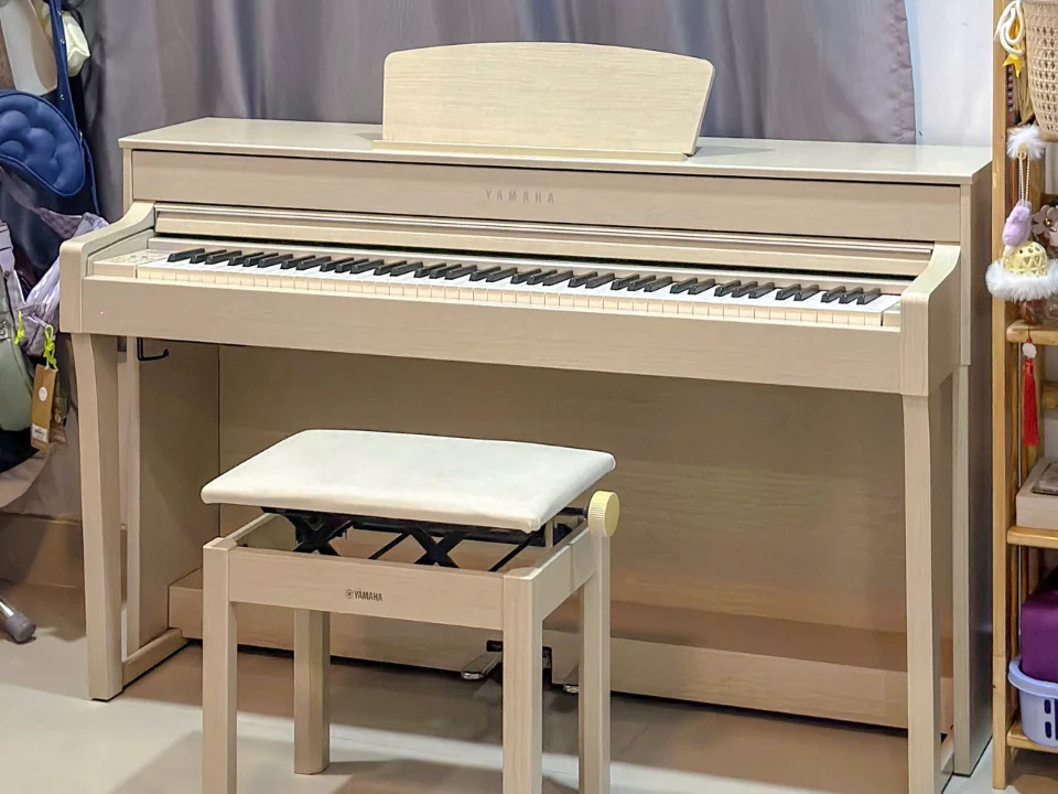YAMAHA CLP-635 WA - Đàn Piano Yamaha tại Elite Piano