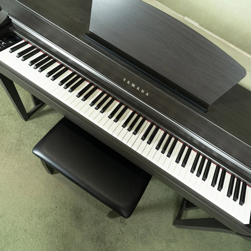 Đàn piano Yamaha YAMAHA CLP-735 B – Chi tiết bàn phím