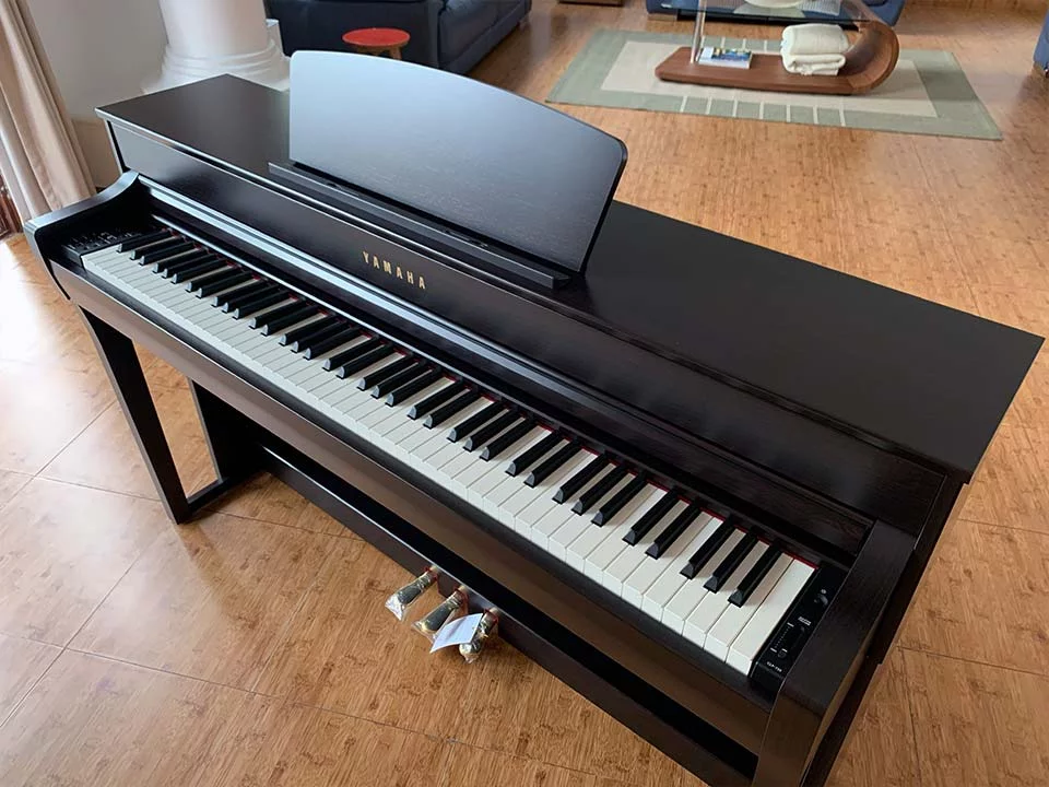 Đàn piano Yamaha YAMAHA CLP-735 – Chi tiết bàn phím