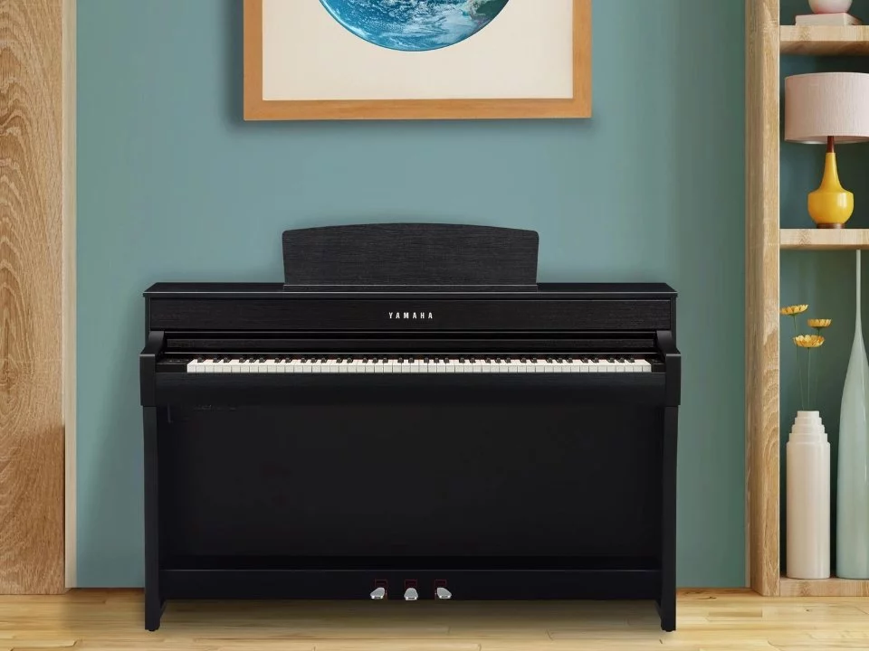 YAMAHA CLP-745 B - Đàn Piano Yamaha tại Elite Piano