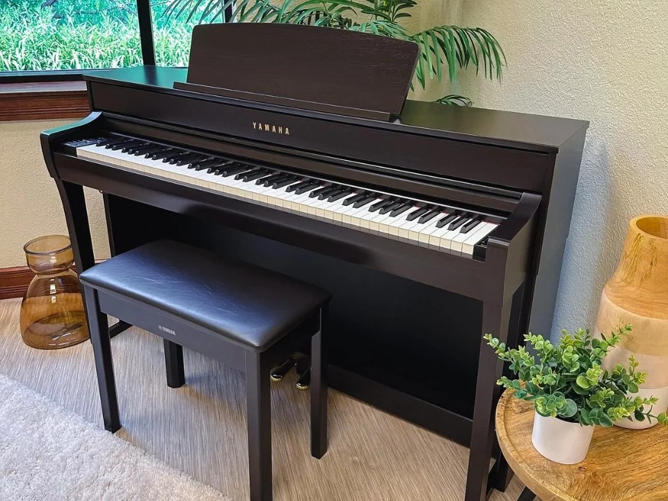 Review YAMAHA CLP-745 R – Hình ảnh thực tế tại showroom Elite Piano