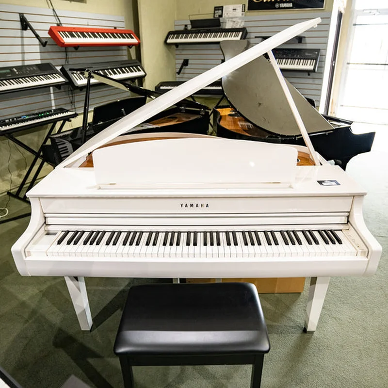 YAMAHA CLP-765GP WH (USED) - Đàn Piano Yamaha tại Elite Piano