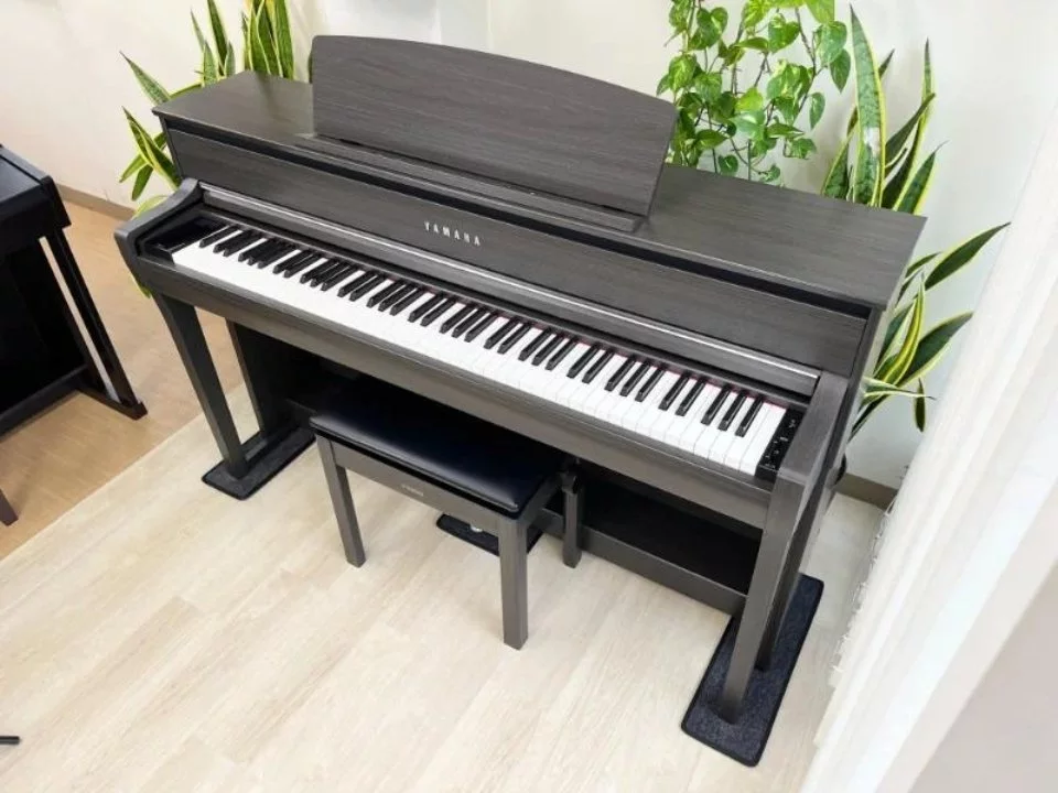 YAMAHA CLP-775 DW - Đàn Piano Yamaha tại Elite Piano