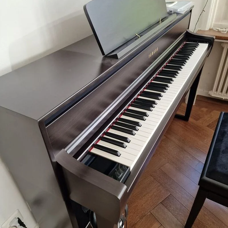 YAMAHA CLP-775 R (USED) - Đàn Piano Yamaha tại Elite Piano
