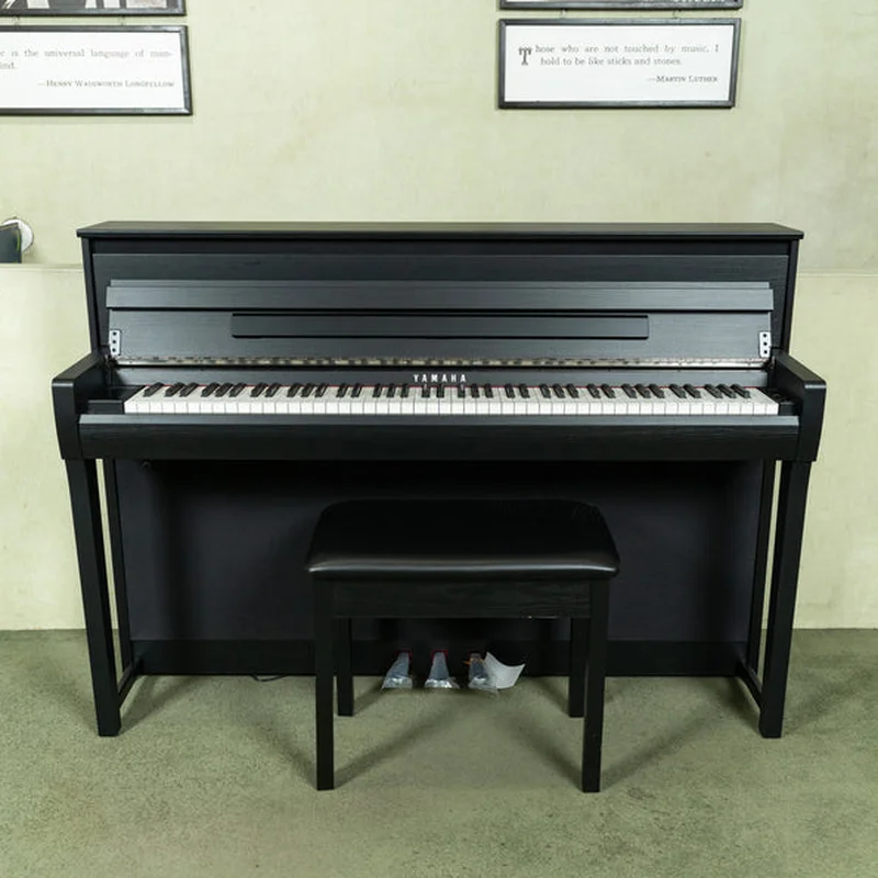 YAMAHA CLP-785 PE (USED) – Toàn cảnh thiết kế tại Elite Piano