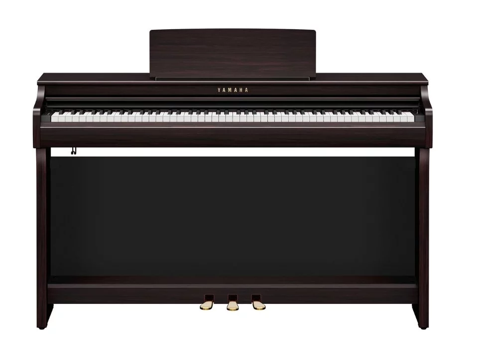 YAMAHA CLP-825 R – Toàn cảnh thiết kế tại Elite Piano