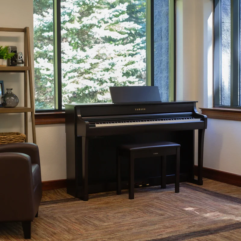 YAMAHA CLP-835 R