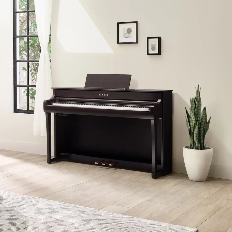 YAMAHA CLP-835 WH
